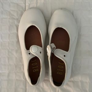 Bloch size 9.5 white tap shoes